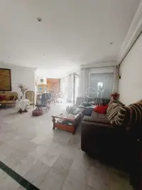 villa s+4 avec piscine à la Marsa - 7