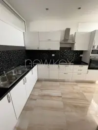 Un joli S+3 meublé à la Marsa - 3