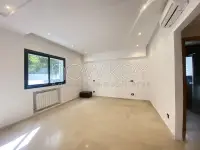 Villa S4 meublé avec jardin à louer au Lac 2 - 9