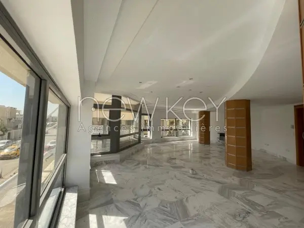 Bureau A9 à louer au lac 1