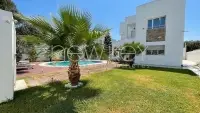 A vendre une villa s+5 avec piscine à Gammarth - 2
