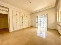 villa avec jardin à louer au lac 2 - 6