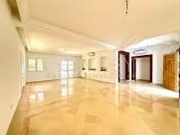 villa avec jardin à louer au lac 2 - 10
