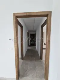 Appartement S+3 avec vue dégagée à louer aux jardins de Carthage - 2