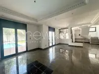 Une Belle Villa avec piscine à vendre à La Soukra - 2