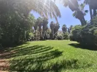 Une Villa de Maître à vendre à La Soukra - 2