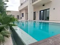 Une Splendide Villa S+6 avec piscine à La Soukra - 2