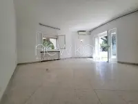 Une Villa de Maître à louer à La Soukra - 7