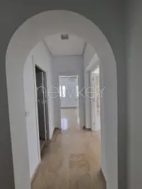 Etage de villa s+3 à Carthage - 9