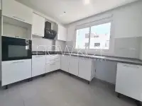 Un Appartement S+3 à vendre à La Soukra - 2