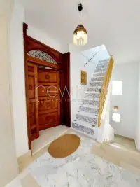 Magnifique ètage de villa S+3 meublé à sidi bou said - 12