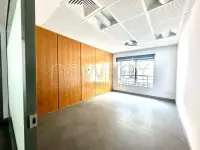 Bureau A5 à louer aux Berges du Lac 2 - 7