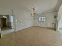 Etage de villa s+4 à la Marsa - 3
