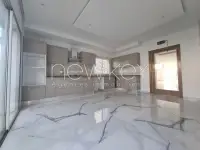 Une Villa S+5 avec piscine à vendre à La Soukra - 10