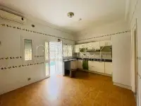 Villa avec piscine et jardin à louer au Berge du Lac 2 - 6
