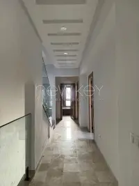 Joli Duplex s+4 à Gammarth - 20