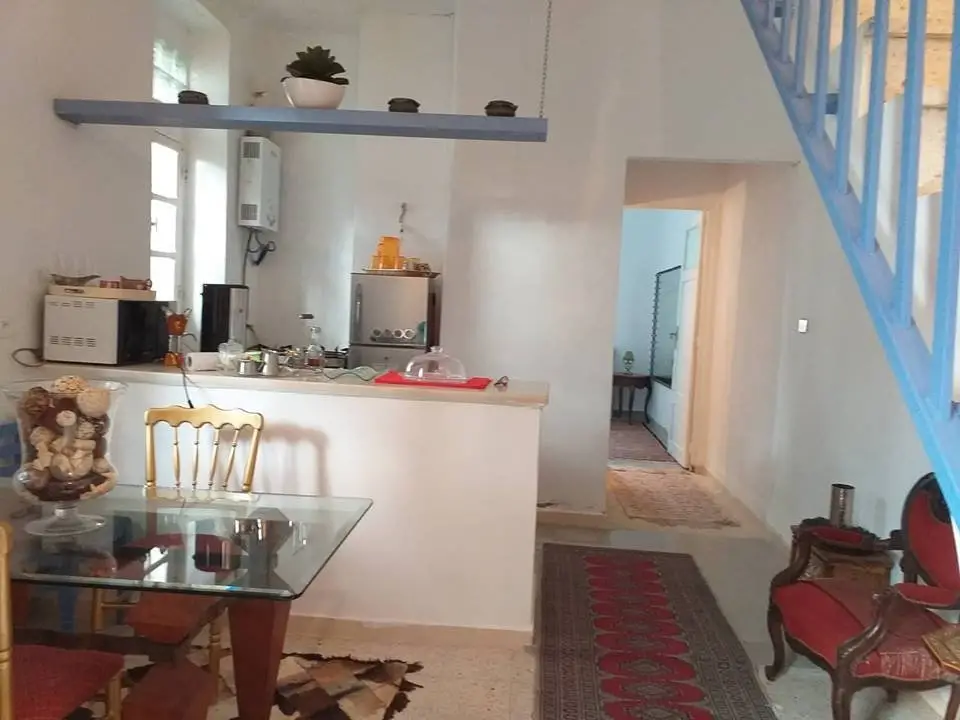 Coquet duplex à la Marsa