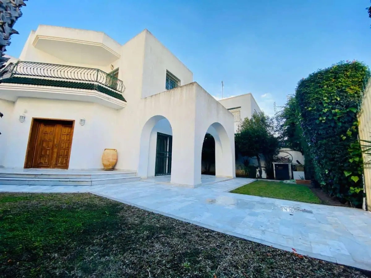 Coquette villa à la marsa