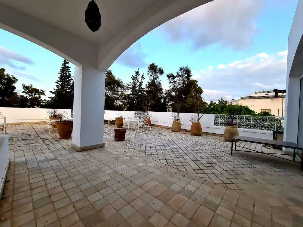 Coquet appartement à cité les pins