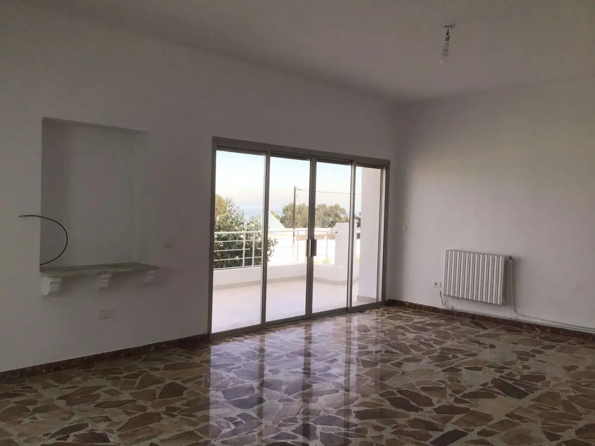 Etage de villa S 3 à la Marsa
