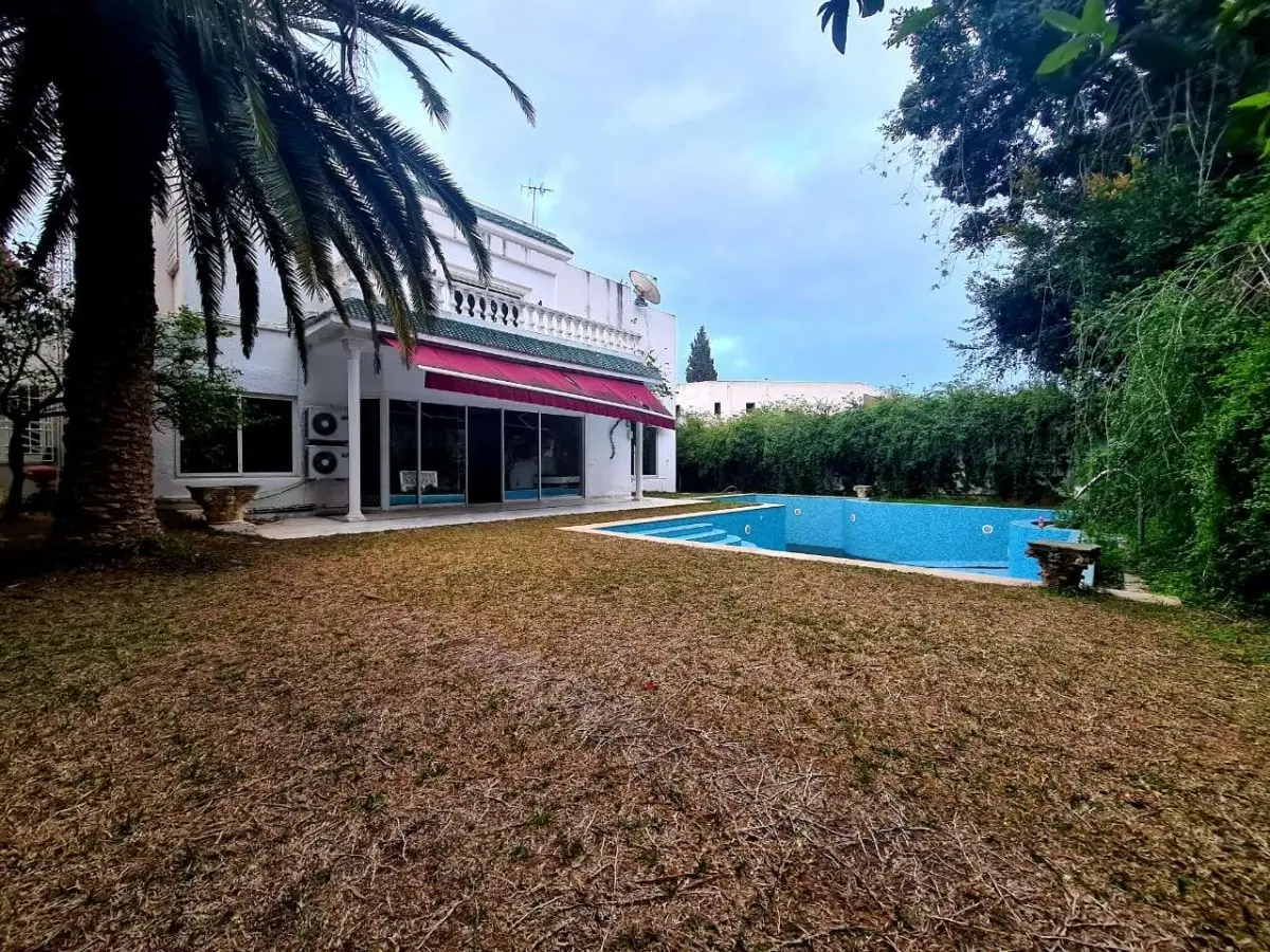 Magnifique villa à la Soukra