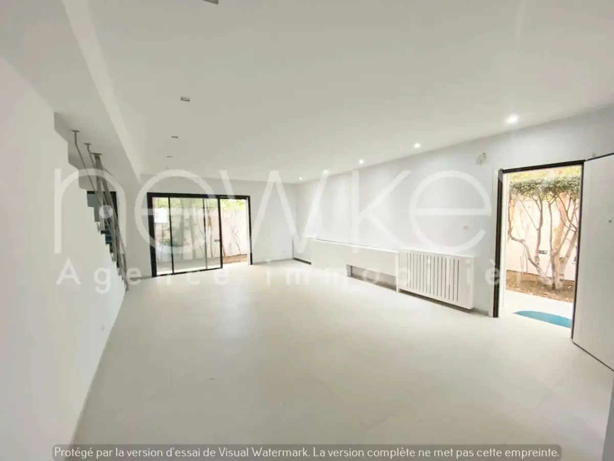 Triplex de 300m² à louer aux Jardins de Carthage