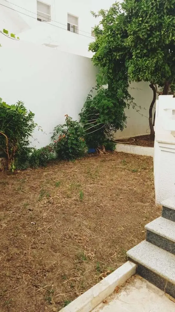 Coquette villa à cité des juges