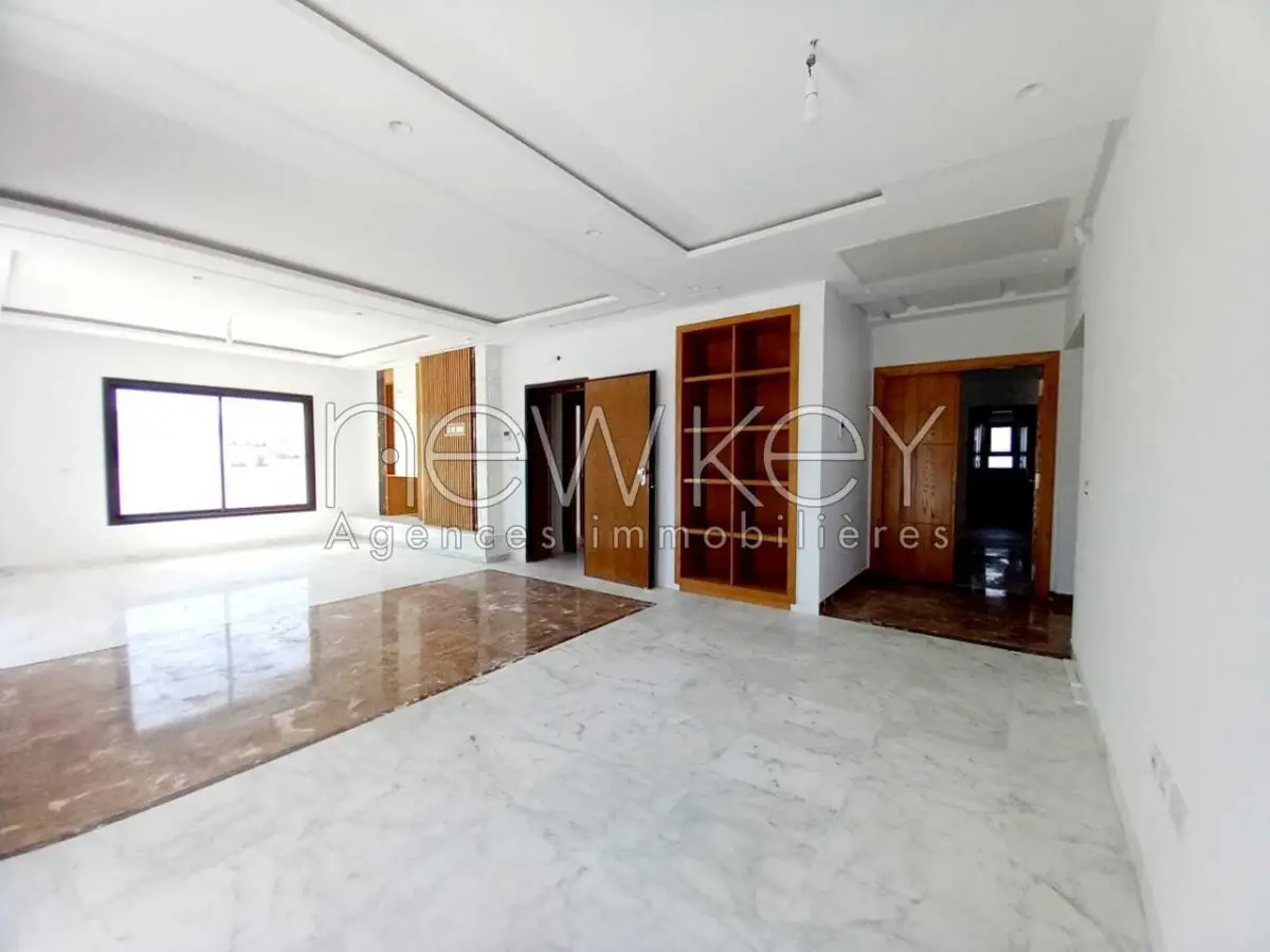 Penthouse S+3 avec terrasse La Marsa