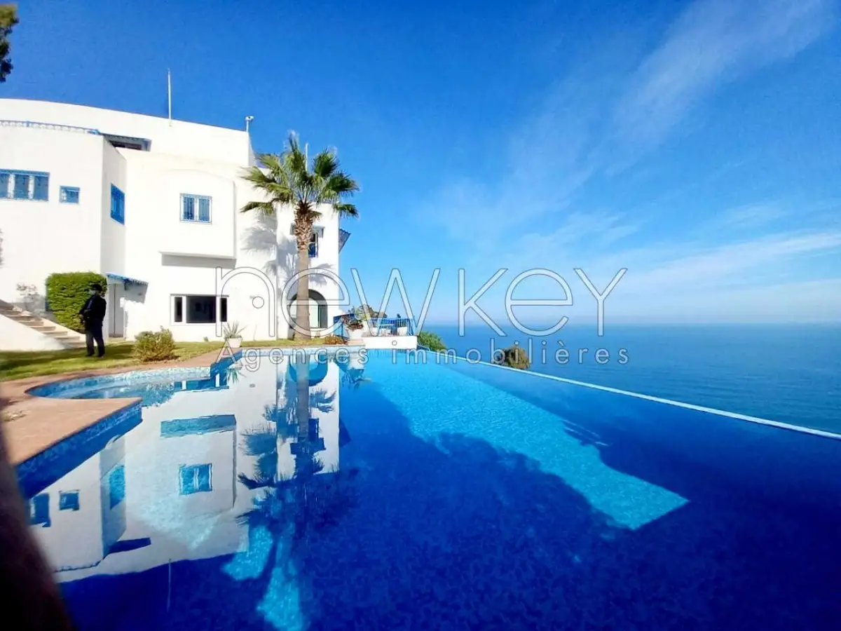 villa de maitre vue sur mer à sidi bousaid