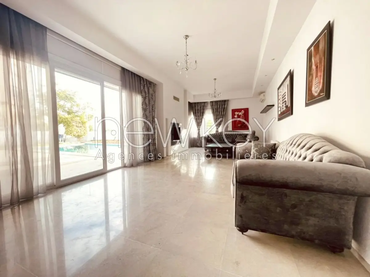 Villa S5 meublée à louer au Lac 2