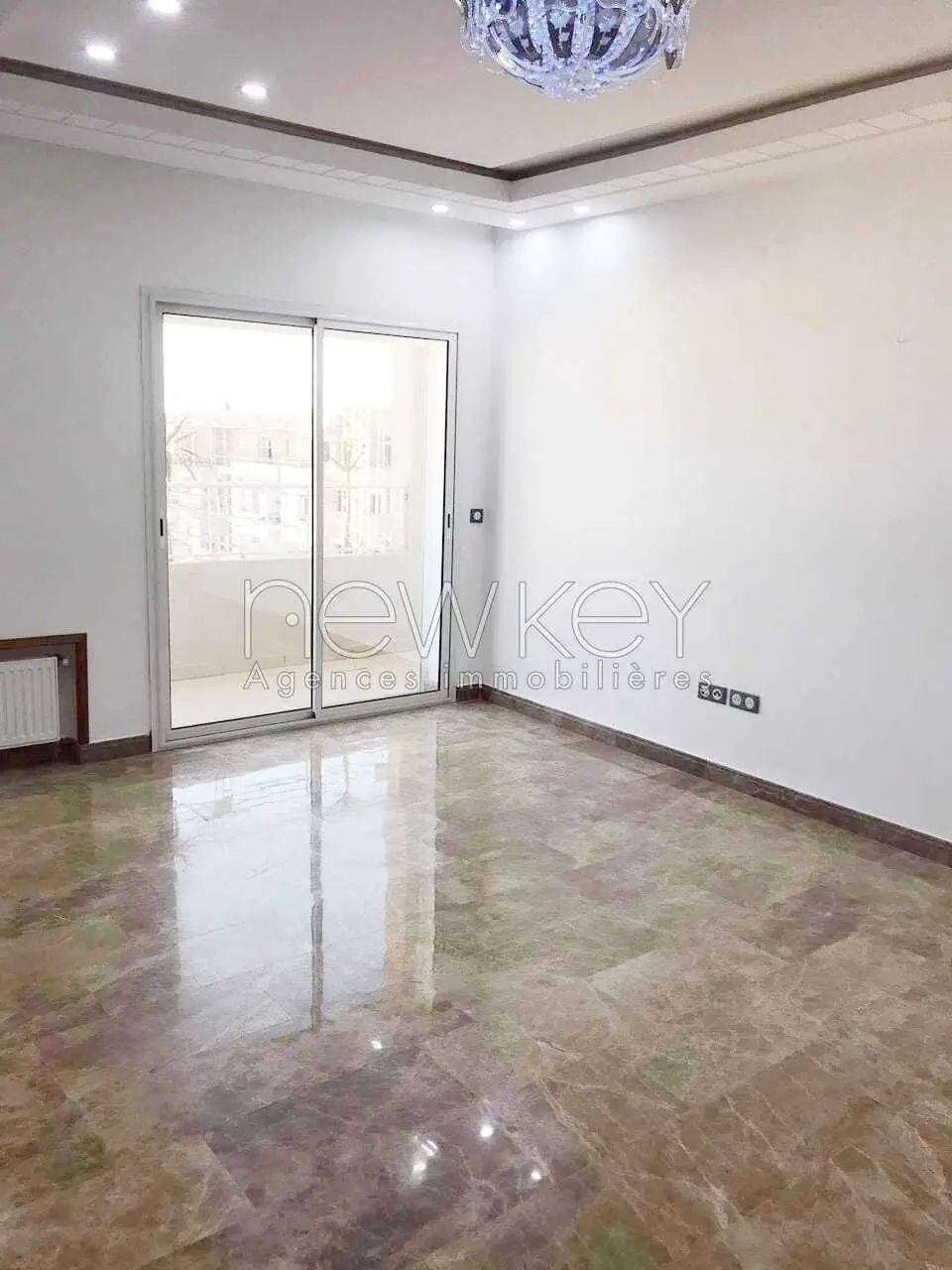 Appartement S2 à louer à Cité Les Palmeraies