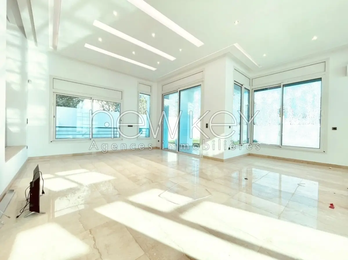 Villa neuve S4 à louer aux Berges du lac 2