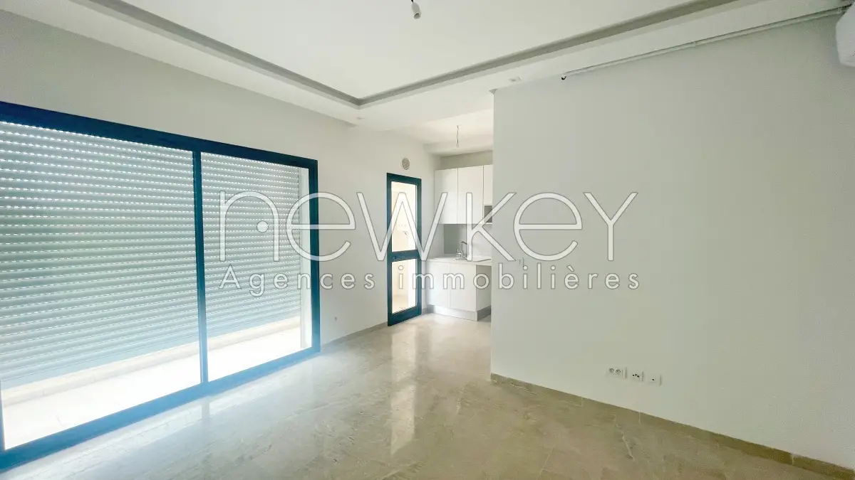 Appartement s1 neuf à La Soukra