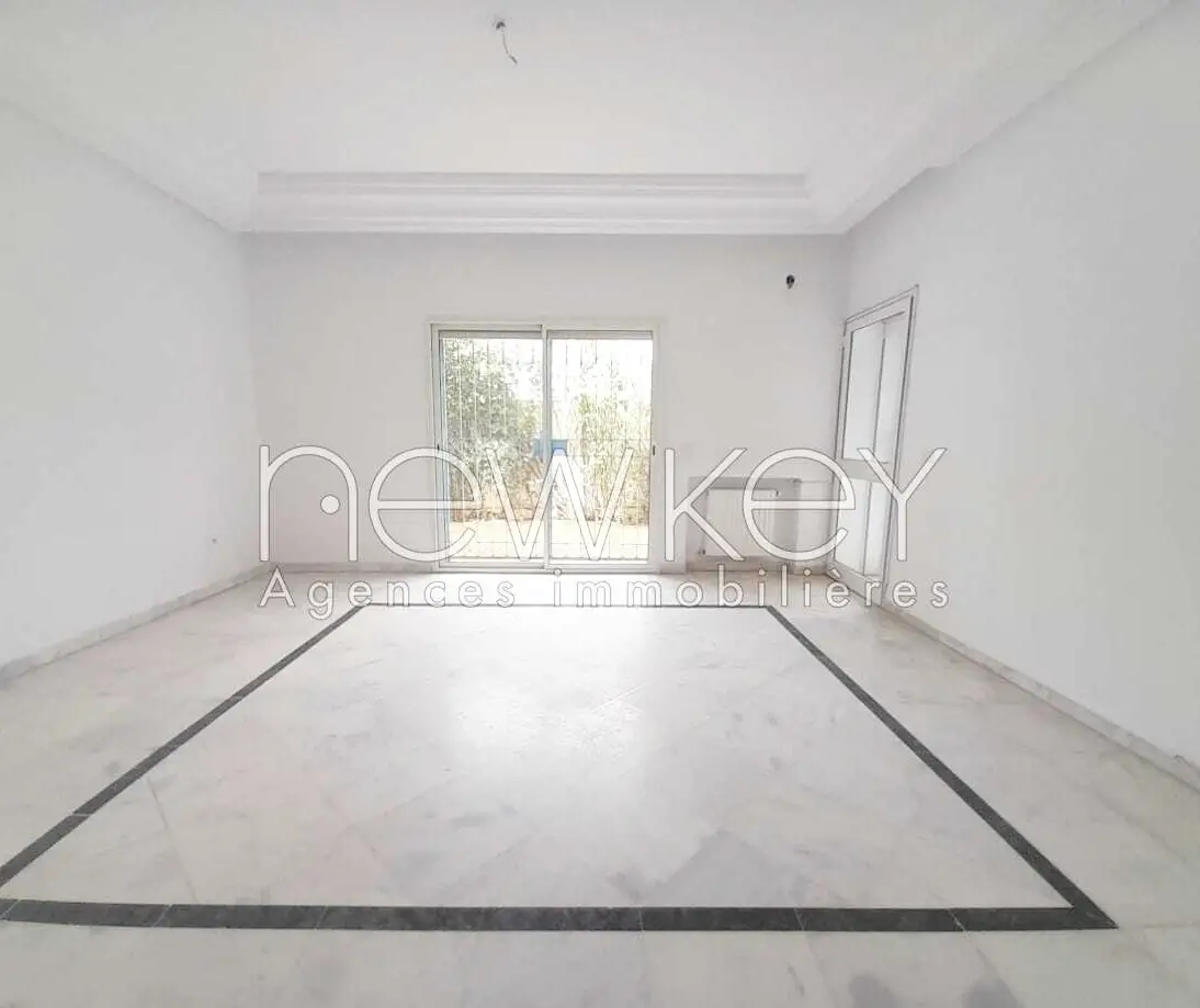 Appartement S+3 avec jardin à Ain Zaghouan