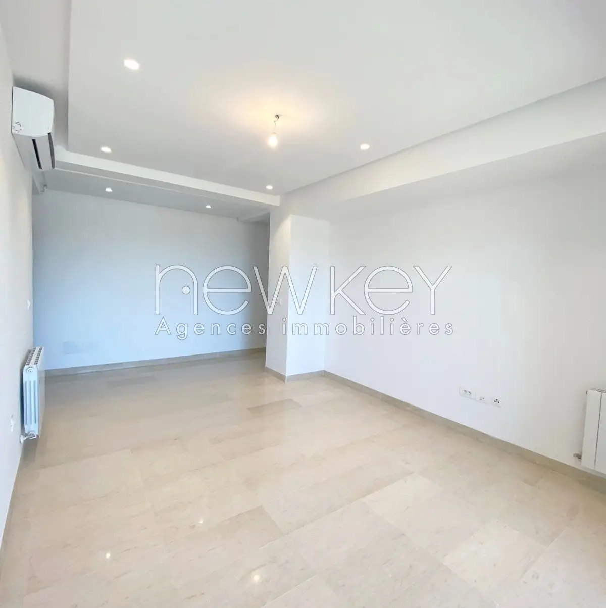 Appartement S+2 Neuf à louer à La Soukra