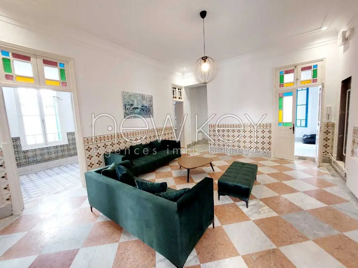 S+4 avec jardin à La Marsa