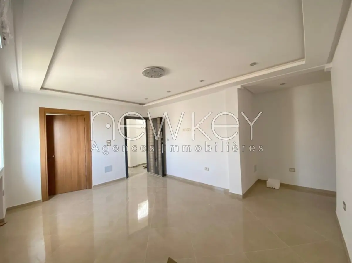Appartement S+2 Neuf à louer au bhar Lazreg