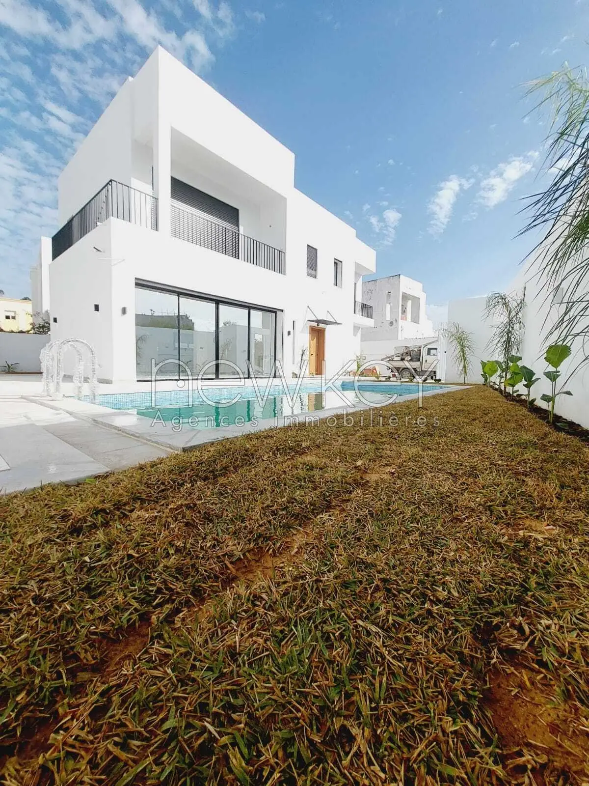 Villa S+3 à louer à Gammarth