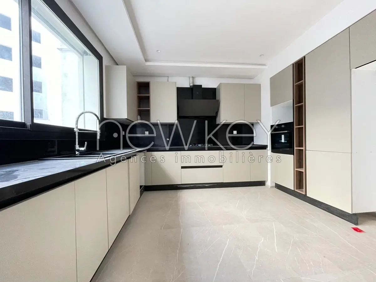 Appartement S2 vue dégagée à vendre aux Berges du Lac 2