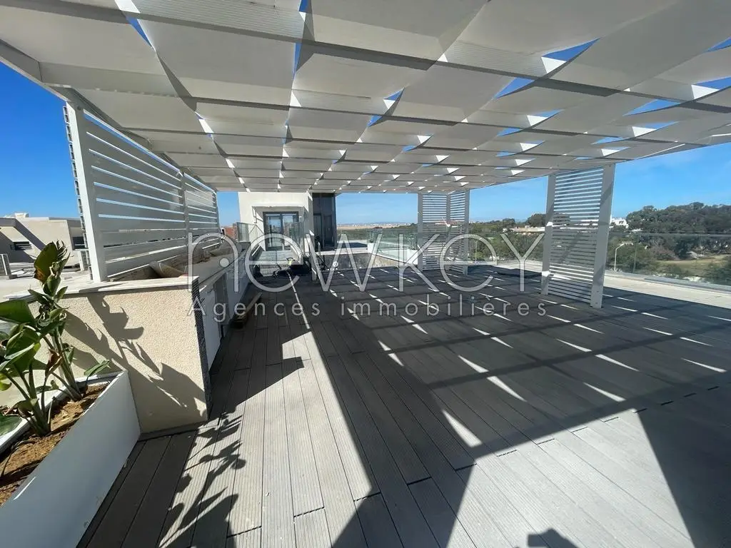 Magnifique Penthouse à Gammarth
