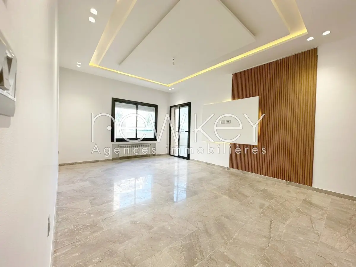 Appartement S+3 Neuf à Ain Zaghouan Nord