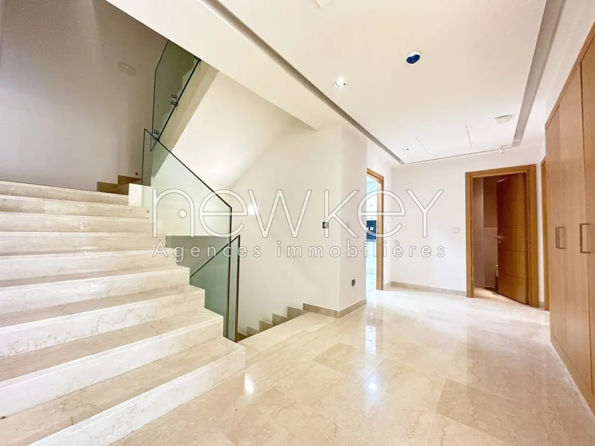Duplex S4 avec jardin à vendre aux Berges du Lac 2