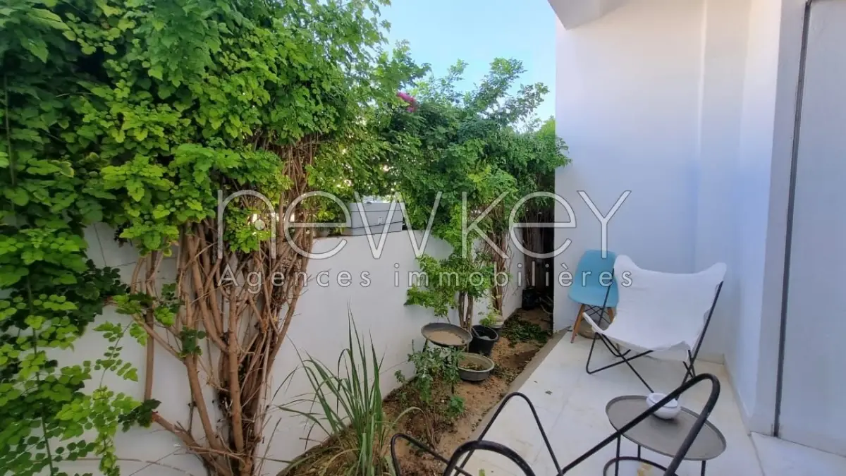 A vendre un appartement s+3 à Gammarth