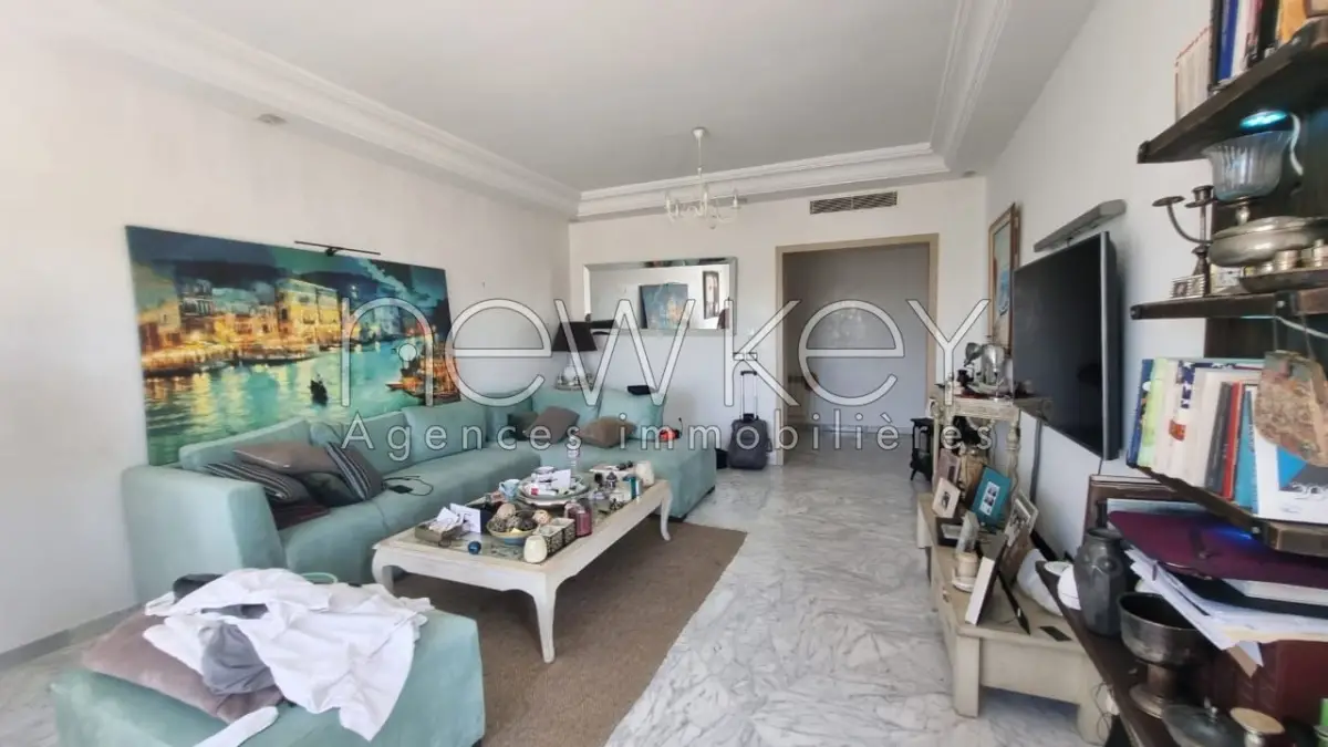 Appartement s+4 à Gammarth