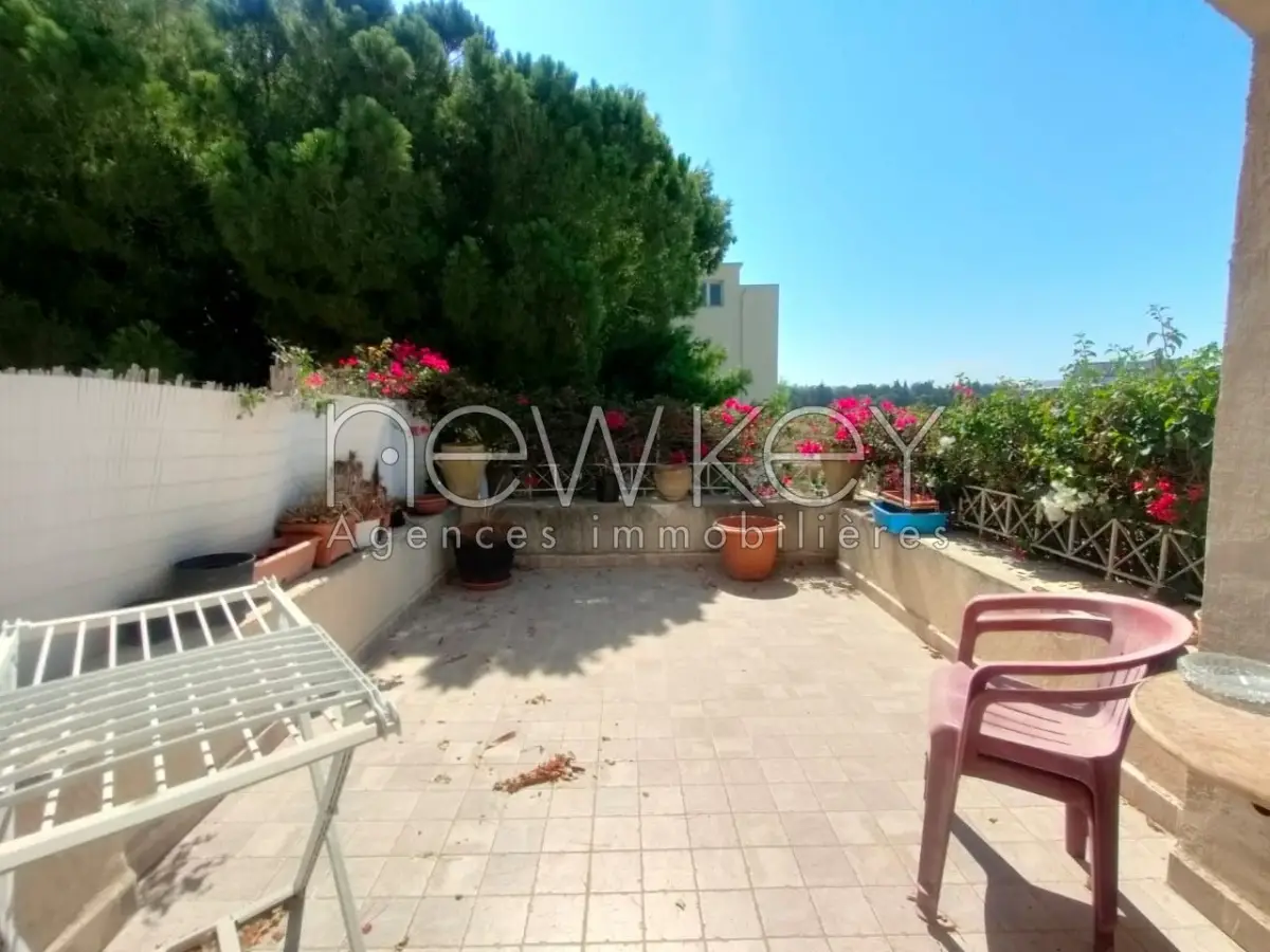 Un étage de villa S3 à la Marsa