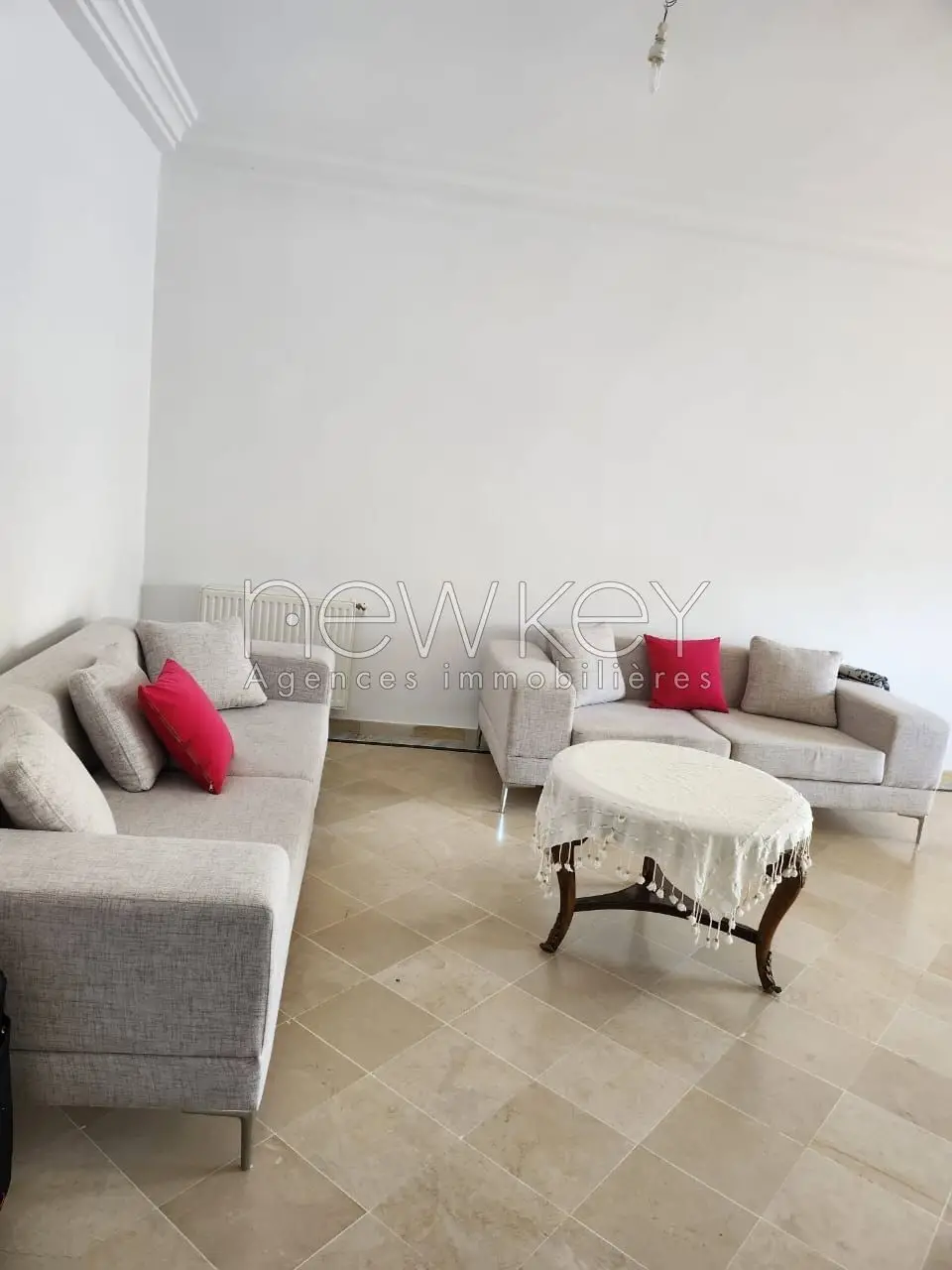 Bel appartement S+2 meublé à la Marsa