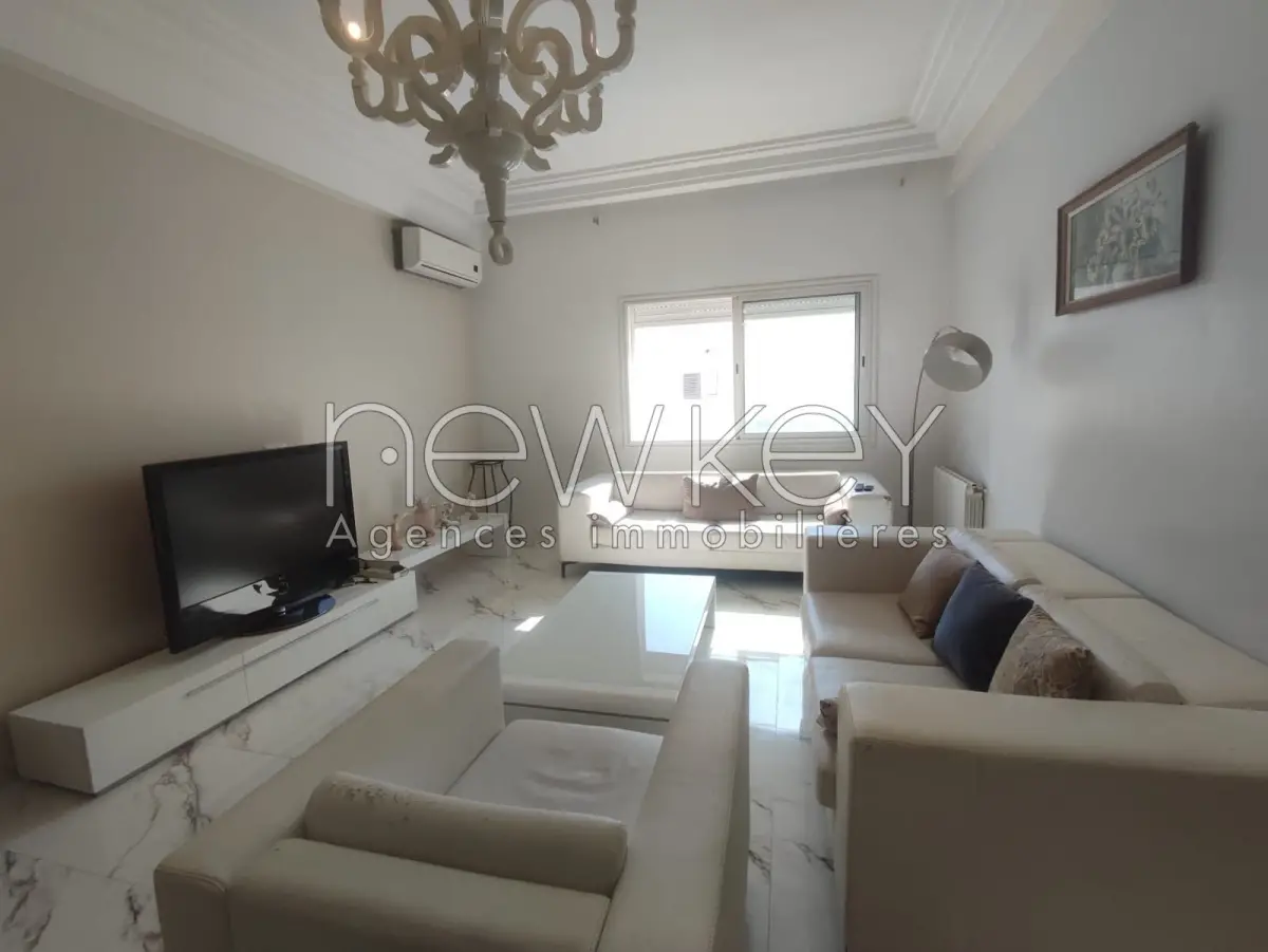 Un Appartement S+3 à louer à La Soukra
