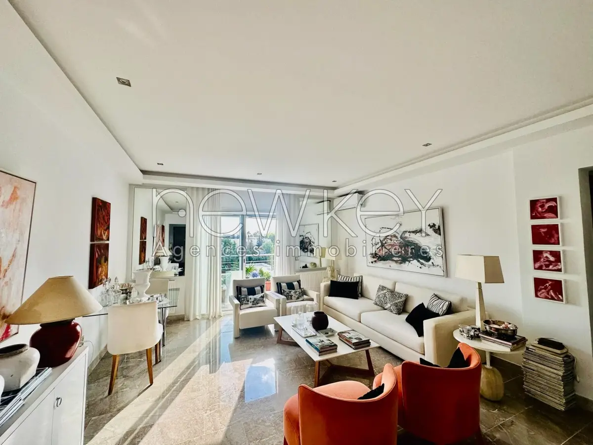 Un Superbe Appartement S+3 à vendre à La Soukra