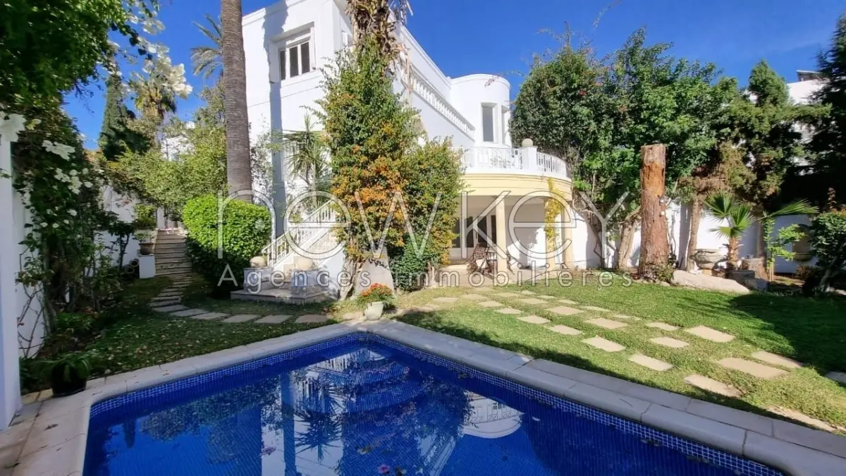 Magnifique Villa S+3 à Carthage