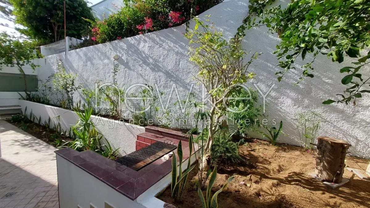 Rez de chaussée s+3 à la marsa